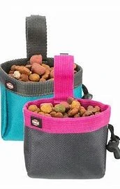 Sáček nylon na pamlsky Dog ActivityTR