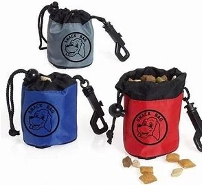 Taška na pamlsky Snack bag mix barev KAR